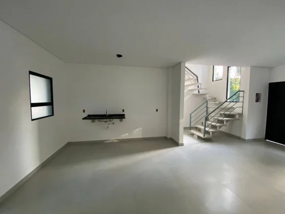 Imagem Casa a venda em Cotia, 3 dormitórios, 2 vagas e Solário SP.