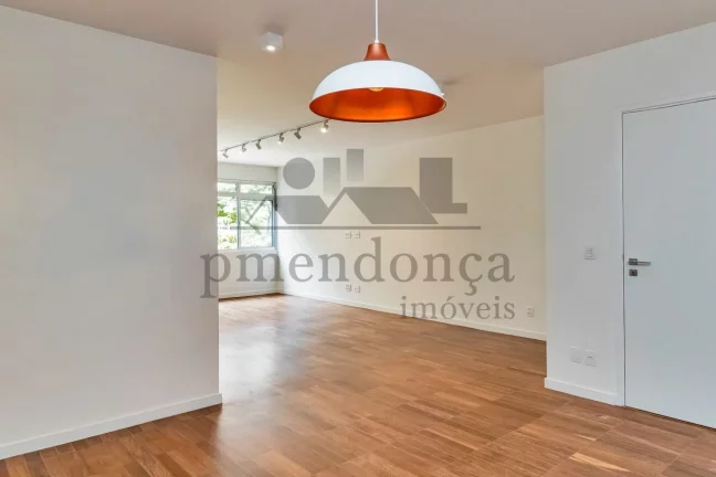 Imagem Excelente apartamento reformado no Itaim Bibi, com 130m² pronto para morar!