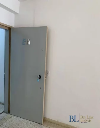 Imagem Sala Comercial No Edifício Kosmos Com 103M², Rua São Bento, centro