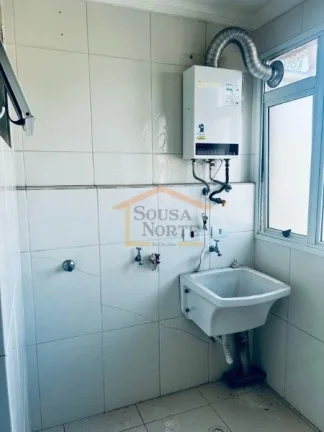 Imagem Charmoso apartamento, 44m², 2 aconchegantes dormitórios, sala 2 ambientes, sacada, cozinha com arm...