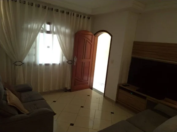 Imagem Casa Maravilhosa 142 m² 2 Dormitórios e 2 Vagas de Garagens