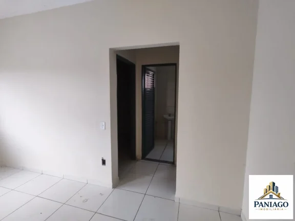 Imagem Casa com 2 quartos (1 suíte), amplo terreno, Altos do Parque, Cuiabá-MT