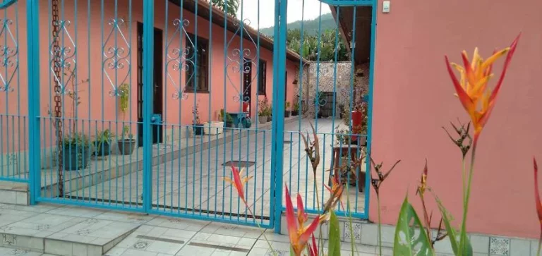 Imagem VENDO ESTA LINDA POUSADA EM LUMIAR ( SAO PEDRO ). NOVA FRIBURGO.