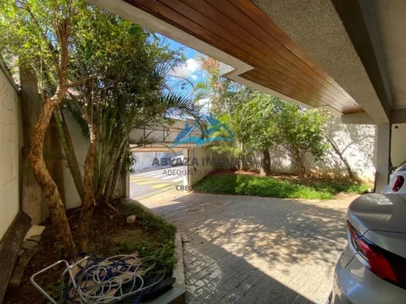 Imagem Casa a Venda em Carapicuíba no Centro 5 quartos