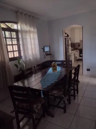 Imagem Casa com 3 dormitórios à venda, 203 m² por R$ 850.000,00 - Vila Maria Rosa - Ferraz de Vasconcelos/SP