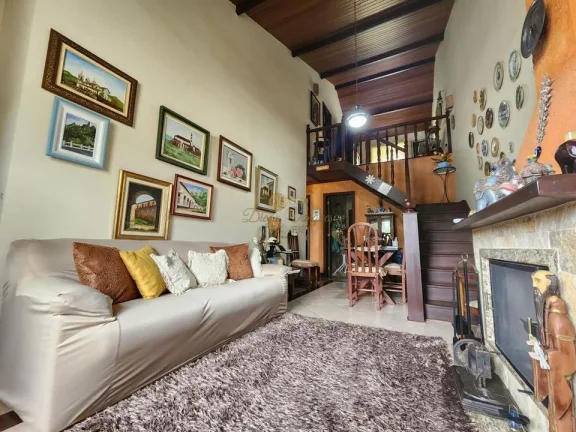 Imagem Casa em Condomínio para Venda em Teresópolis / RJ no bairro Bom Retiro