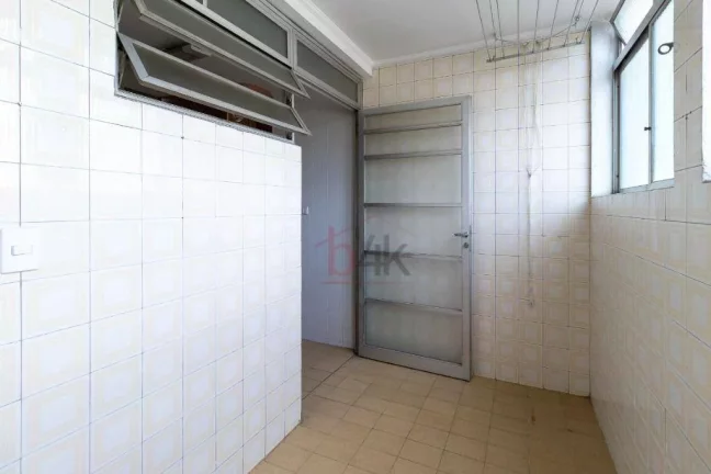 Imagem Apartamento amplo com 3 dormitórios, 107 m² à venda no Campo Belo