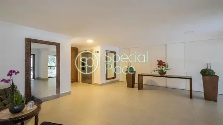 Imagem Apartamento com 95m² em Moema Índios Totalmente reformado, sol da manhã, fora de rota. Living amp...