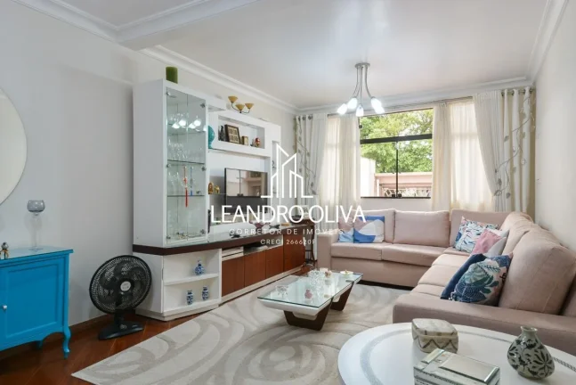 Imagem Vila Clementino – Sobrado à Venda 3 Suítes | 3 Vagas | 244 m² de Área Construída