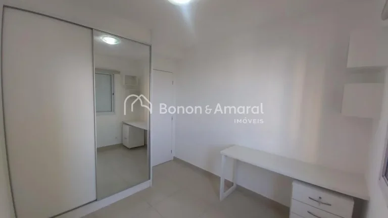 Imagem O imóvel oferece um living espaçoso com dois ambientes integrado à sacada gourmet, que proporcion...