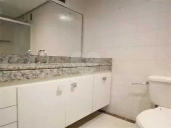Imagem Apartamento à venda com 3 quartos, sendo 2 suítes, no condomínio Villa Amalfi, São Paulo - SP