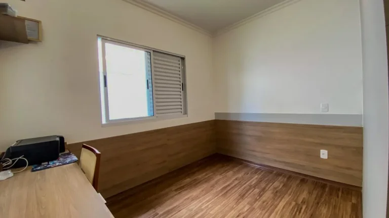 Imagem CASA À VENDA E COMPRA , CONDOMÍNIO ARAUCÁRIA, CAXAMBU, JUNDIAÍ