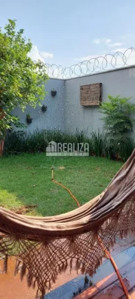 Imagem Casa à venda no bairro Vila Elza, em Aramina: 3 dormitórios, suíte, churrasqueira e garagem
