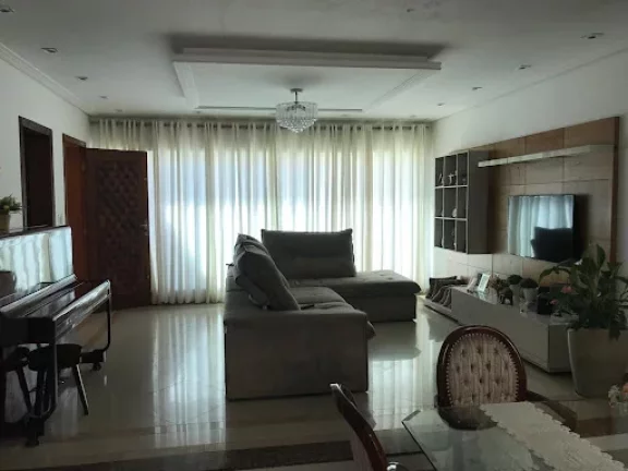 Imagem Casa com 4 dormitórios para alugar, 200 m² por R$ 10.300,00/mês - Vila Milton - Guarulhos/SP