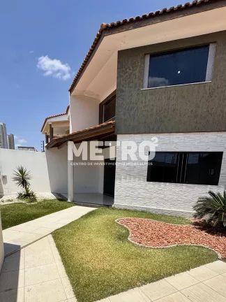 Imagem Casa com 3 dormitórios à venda, Centro, PETROLINA - PE