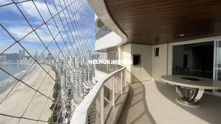 Imagem Cobertura Triplex no Edifício Marquês de Olinda em Balneário Camboriú