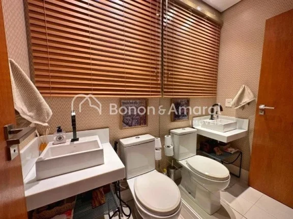 Imagem Seja bem-vindo ao seu futuro lar! Esta deslumbrante casa em condomínio, com 189m² de área de cons...