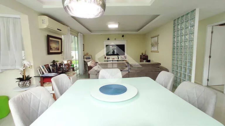 Imagem Casa Duplex com 4 suítes, 250m² condomínio Jardim Itaúna, Vargem Grande