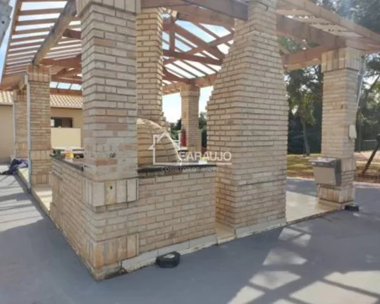 Imagem Casa em Condomínio à venda em Campos do Conde com 204m² 3 suítes, 4 vagas