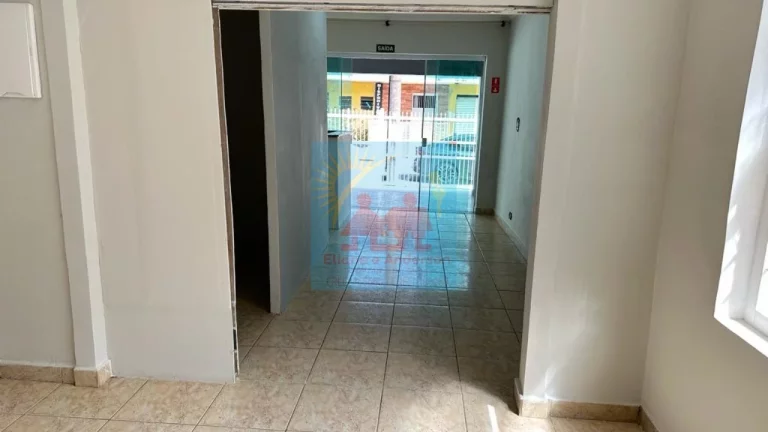 Imagem Sala Comercial no Centro de Mongaguá, com 2 salas, recepção, cozinha, edicula , R$ 4.800,00