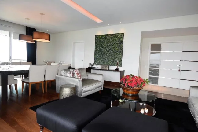 Imagem Apartamentos com terraço gourmet com piso em madeira de demiloção, living para 03 ambientes, 03 s...