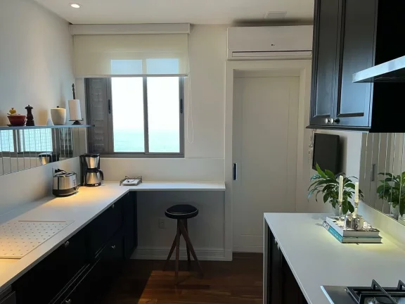 Imagem Apartamento com 2 dormitórios à venda sendo 2 suítes, 159.94 m² por - R$ 6.000.000,00 - Centro - Bal. Camboriú/SC