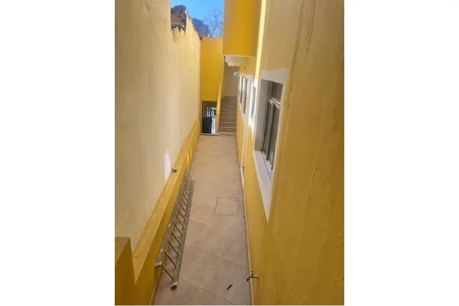 Imagem Casas em Frente Cemitério Lapa