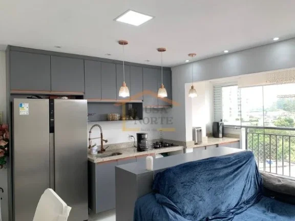 Imagem Apartamento de 45 m², com 2 dormitórios, varanda integrada com vista livre. Possui móveis planeja...