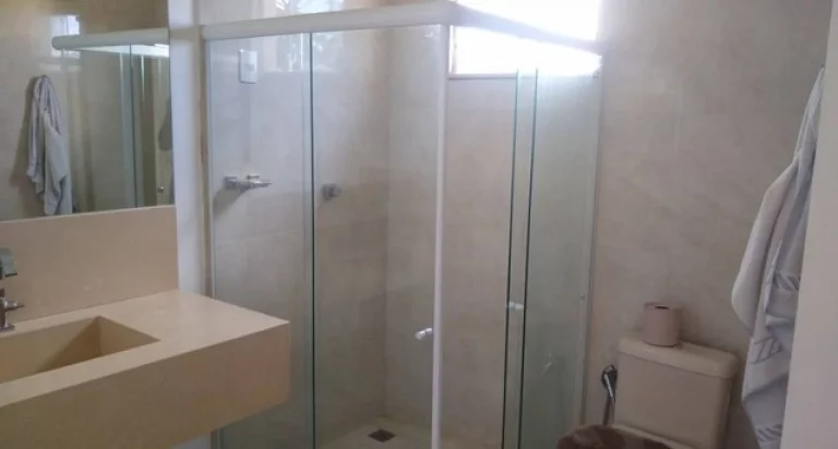 Imagem Casa de Luxo no Condomínio Morada do Rio - 5 Quartos, 500m², 2 Vagas de Garagem