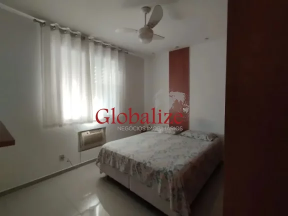 Imagem Apartamento com 2 quartos, sala, cozinha e 1 banheiro no Embaré em Santos R$ 620.000,00