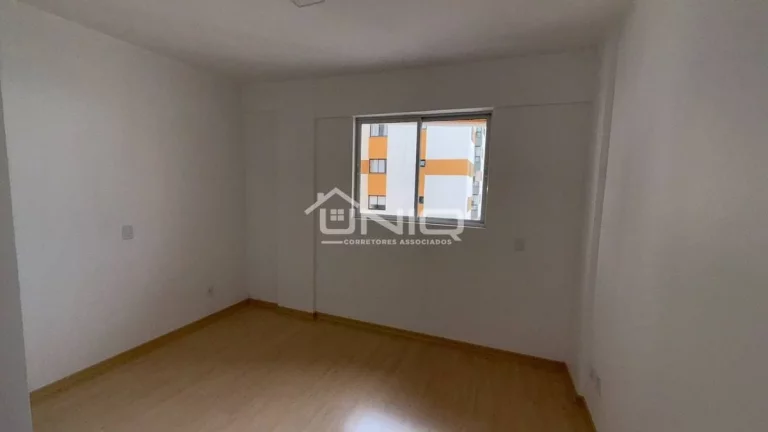 Imagem Apartamento Suíte e 2 Dormitórios Semi Mobiliado - Ed San Marino