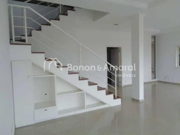 Imagem Linda casa de condomínio em Sousas, com 350m², 4 quartos e 3 suítes.