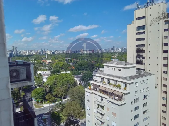 Imagem Aluguel de Cobertura Luxuosa no Jardim Paulista, São Paulo-SP: 3 Quartos, 1 Suíte, 2 Salas, 2 Banheiros, 2 Vagas de Garagem e 201m² de Área!