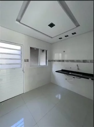 Imagem Sobrado com 2 dormitórios à venda, 53 m² por R$ 340.000,00 - Boqueirão - Praia Grande/SP