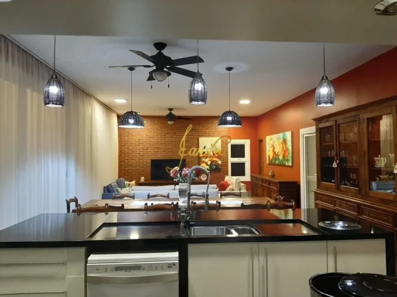 Imagem Excelente Casa no Condomínio Malibu! Com 04 suites