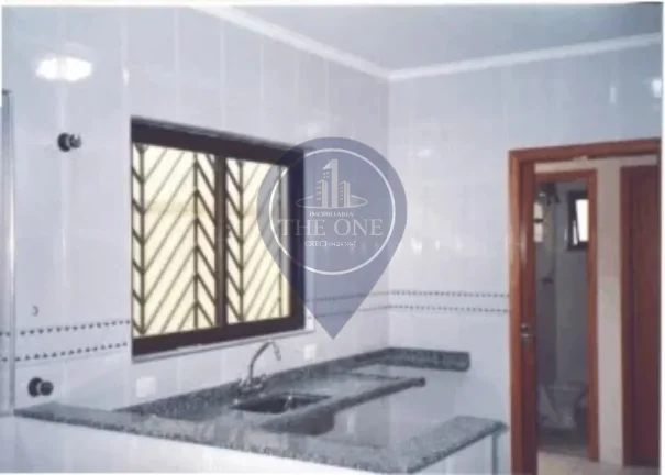 Imagem Imperdível casa à venda em São Paulo-SP, Vila Moinho Velho: 3 quartos, 3 suítes, 1 sala, 5 banheiros, 4 vagas de garagem, 210m²!
