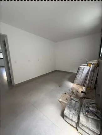 Imagem Casa para Venda em Santo André, Vila Pires, 3 dormitórios, 1 suíte, 1 banheiro, 2 vagas
