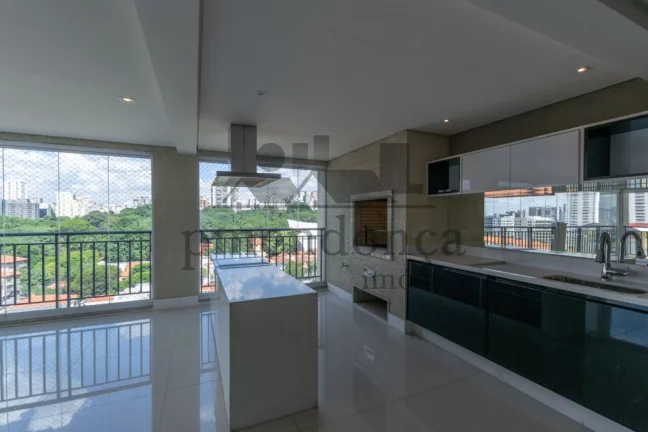 Imagem Apartamento espaçoso com 4 quartos sendo 3 suítes e 4 vagas, 244m²