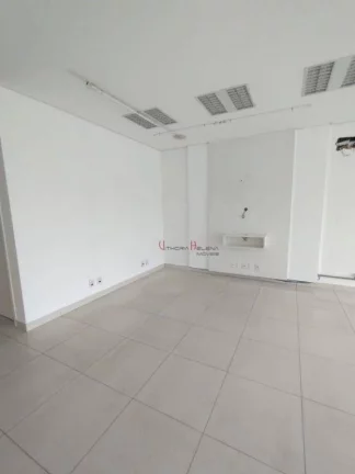 Imagem Salão para alugar, 268 m² na Av. 29 de Abril - Itatiba/SP