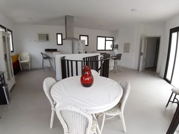 Imagem COBERTURA DUPLEX, COM VISTA PARA O MAR, 2 QUADRAS DA PRAIA COM PISCINA E CHURRASQUEIRA