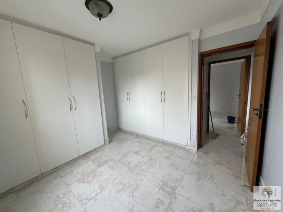 Imagem Apartamento para Venda em Goiânia, SETOR OESTE, 3 dormitórios, 1 suíte, 2 banheiros, 1 vaga