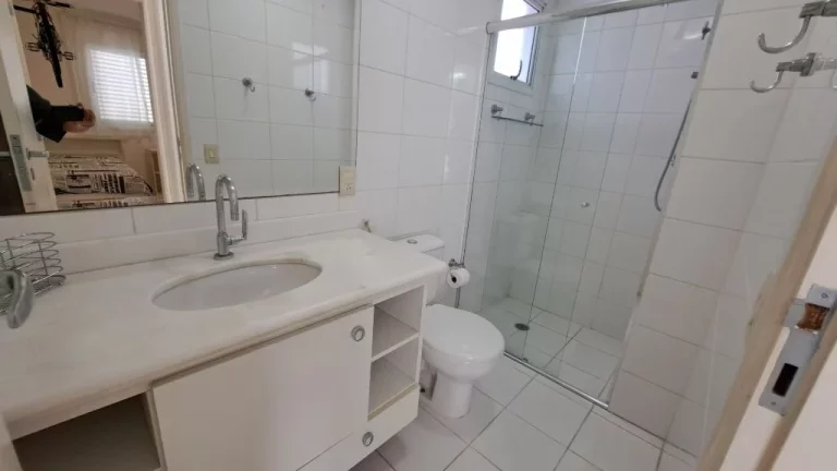 Imagem APARTAMENTO 30 METROS DA PRAIA DAS ASTÚRIAS COM 2 VAGAS PARA AUTO E LAZER