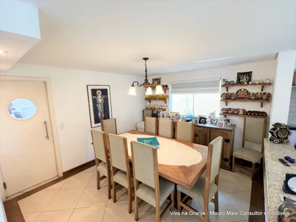 Imagem Casa em Condomínio referência - Petit Village - Cotia/SP R$ 2.100.000