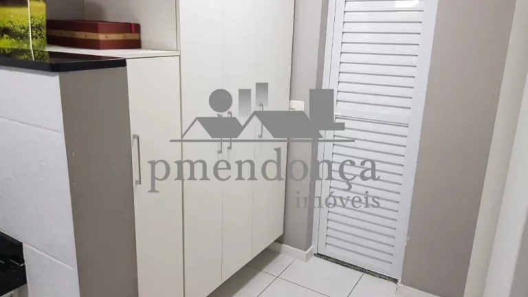 Imagem Apartamento na Lapa com 157m², 3 suítes e 3 vagas.