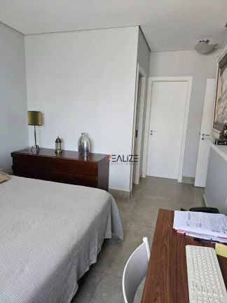 Imagem Casa Esquina de Alto Padrão no Condomínio Maria José – Indaiatuba/SP - R$2.380.000