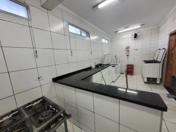 Imagem Prédio à venda, 244 m² por R$ 950.000,00 - Cidade Boa Vista - Suzano/SP