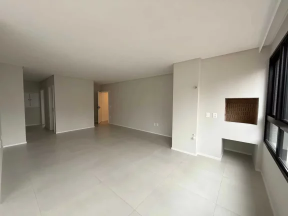 Imagem Apartamento com 3 suítes e 2 vagas de garagem no Bairro Meia Praia em Itapema