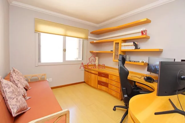 Imagem Apartamento com 3 Dormitorio(s) localizado(a) no bairro Petrópolis em Porto Alegre / Rio Grande do Sul Ref.:278