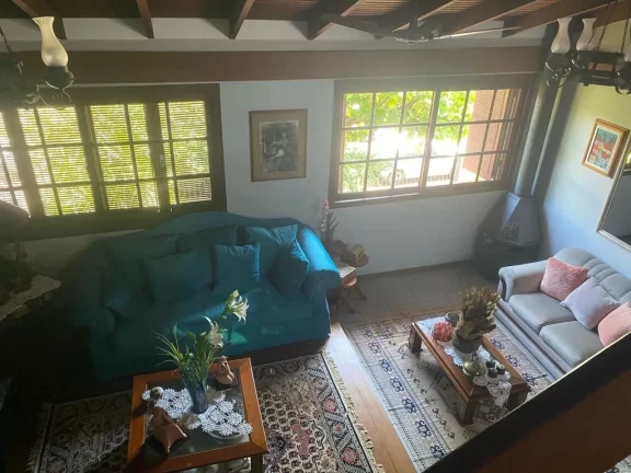 Imagem Casa à venda no bairro Chácara das Pedras - Porto Alegre/RS