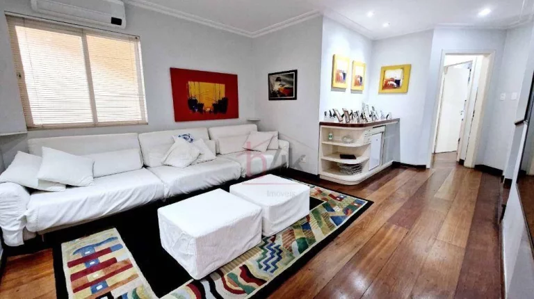 Imagem Casa com 311m² de área útil à venda no Alto da Boa Vista.